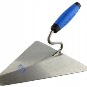 Truelle pour maçon triangulaire 220x215mm en acier 1.2mm Kubala 0802/ pièce